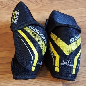 Bauer youth large hockey elbow pads